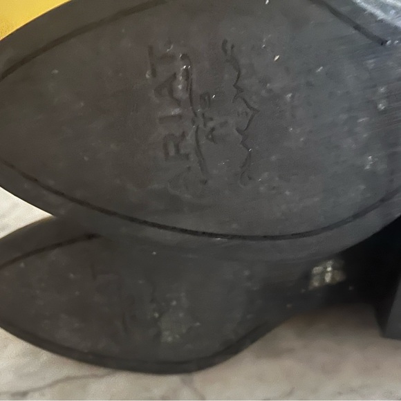 Ariat Genuine Leather Studded Cowgirl Moto Boots - Picture 7 of 11